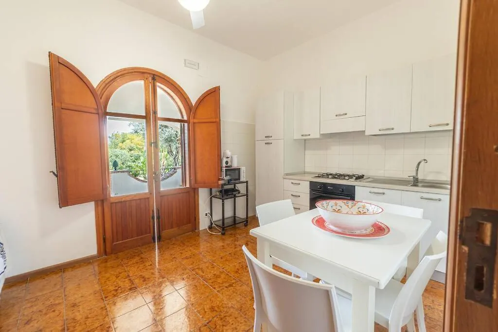 3-Casa Sul Mare Con Piscina Vicino Cefalu Campofelice Di Roccella Holiday home