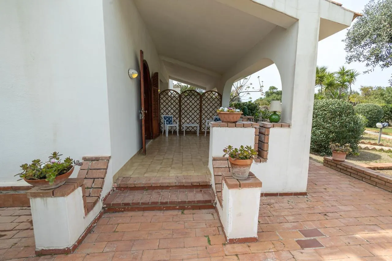 3-Casa Sul Mare Con Piscina Vicino Cefalu Campofelice Di Roccella Holiday home