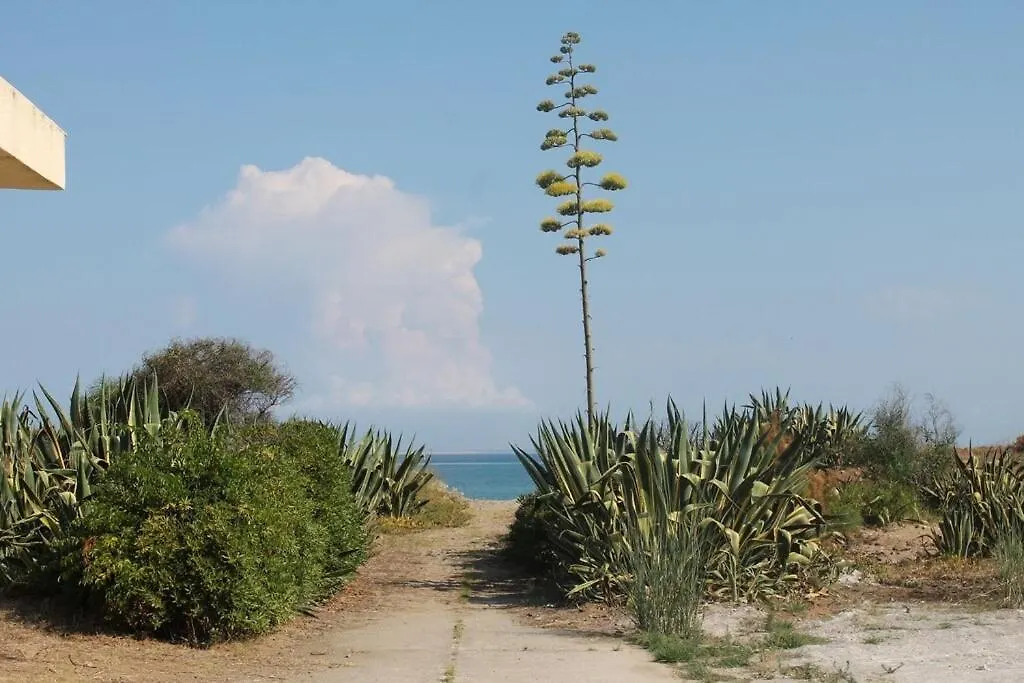 3-Casa Sul Mare Con Piscina Vicino Cefalu Campofelice Di Roccella Itálie